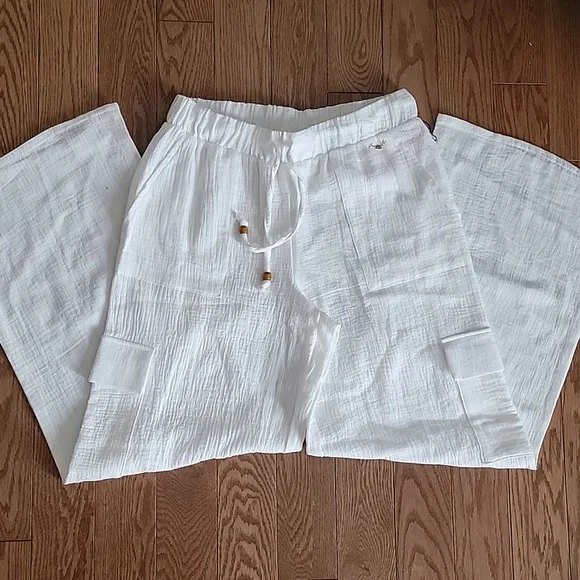 Betsy Johnson NWT Gauze Cargo Pants - Picture 4 of 6